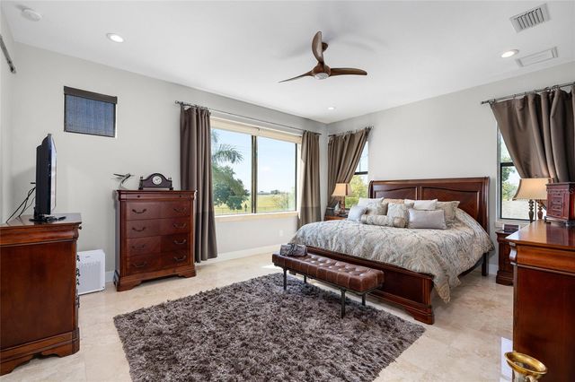 706 S DAVIS BOULEVARD, Tampa, FL 33606