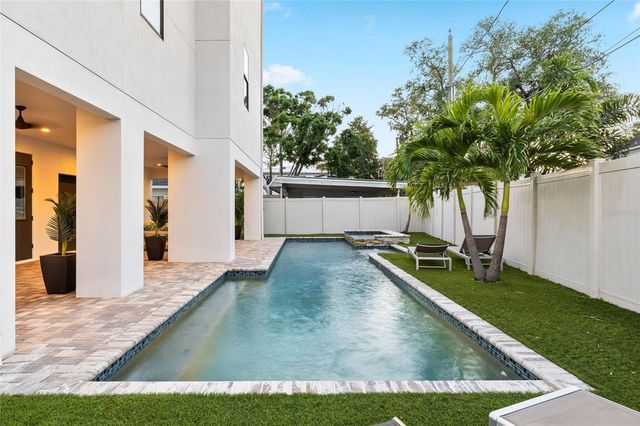 706 S DAVIS BOULEVARD, Tampa, FL 33606