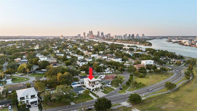706 S DAVIS BOULEVARD, Tampa, FL 33606
