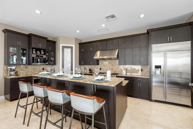 706 S DAVIS BOULEVARD, Tampa, FL 33606