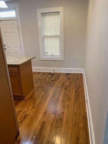 206 E Blenkner Street, Columbus, OH 43206