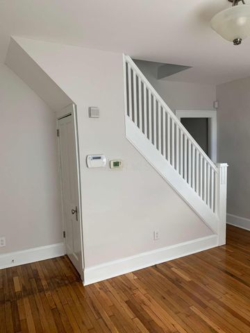 206 E Blenkner Street, Columbus, OH 43206
