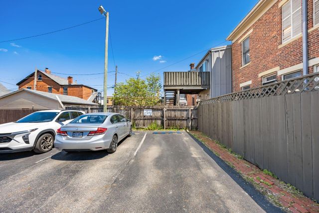 206 E Blenkner Street, Columbus, OH 43206