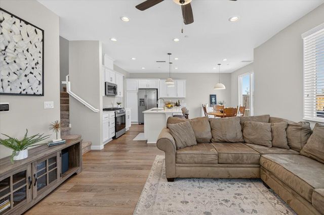 4159 Vincent Road, Madera, CA 93636