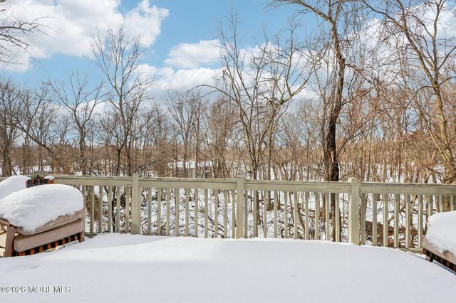 14 W Aspen Way, Matawan, NJ 07747