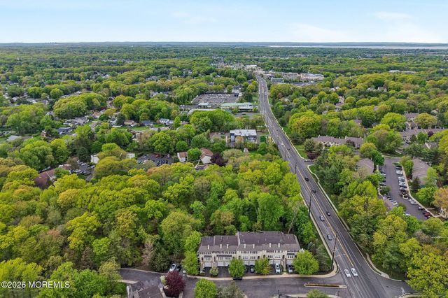 14 W Aspen Way, Matawan, NJ 07747