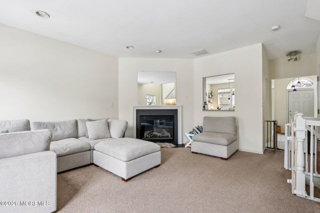 14 W Aspen Way, Matawan, NJ 07747