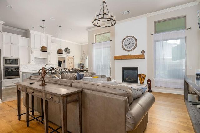 18205 Calder Road, Edmond, OK 73012