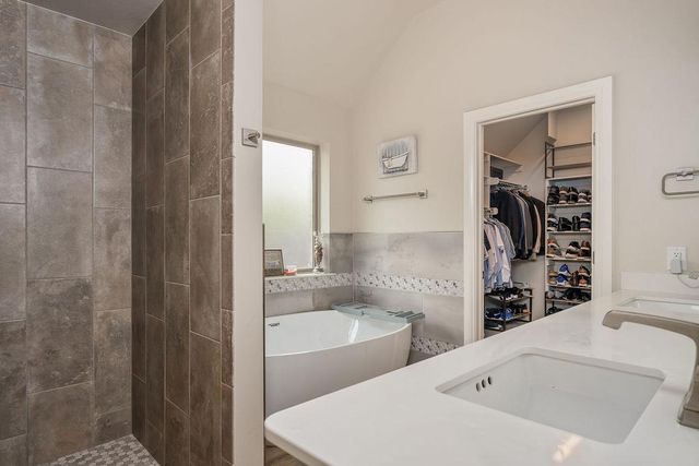 18205 Calder Road, Edmond, OK 73012