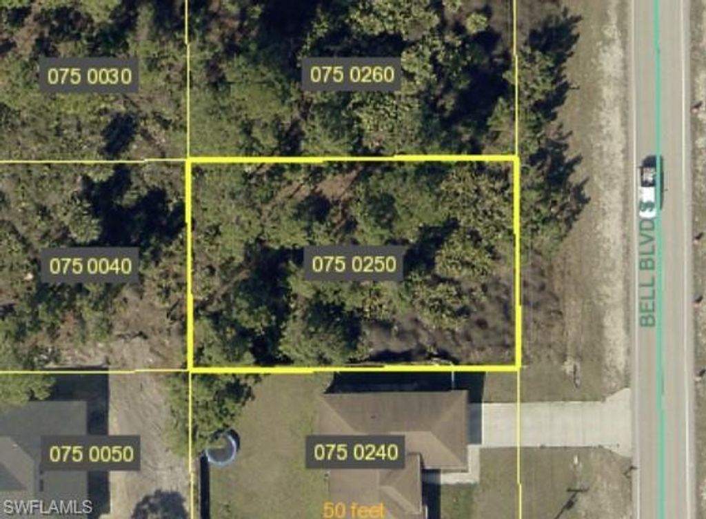 844 BELL BLVD, LEHIGH ACRES, FL 33974 — exterior
