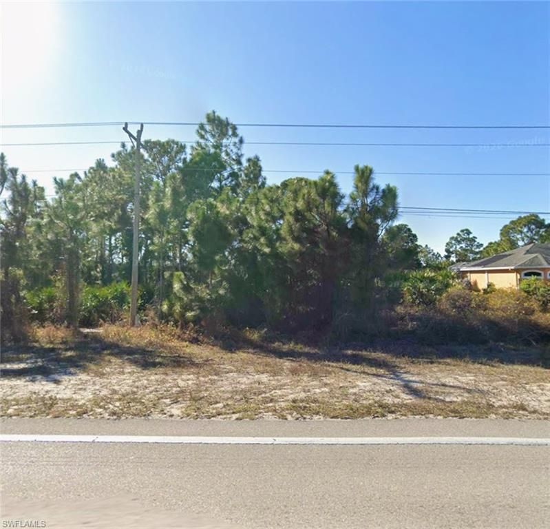 844 BELL BLVD, LEHIGH ACRES, FL 33974 — photo 3