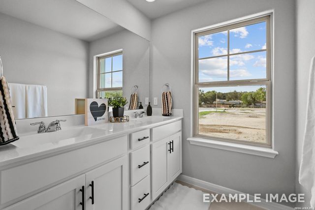 285 W Quill Dr Building 12, San Antonio, TX 78228