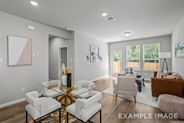 285 W Quill Dr Building 12, San Antonio, TX 78228