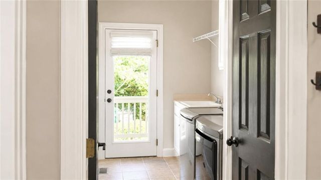 113 Carter Lane, Canton, GA 30115