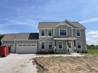 W275N8210 Harvest COURT, Hartland, WI 53029