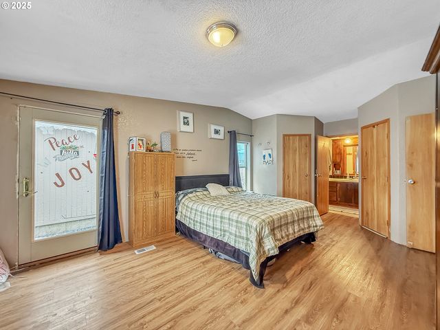 2084 18TH St, Baker City, OR 97814