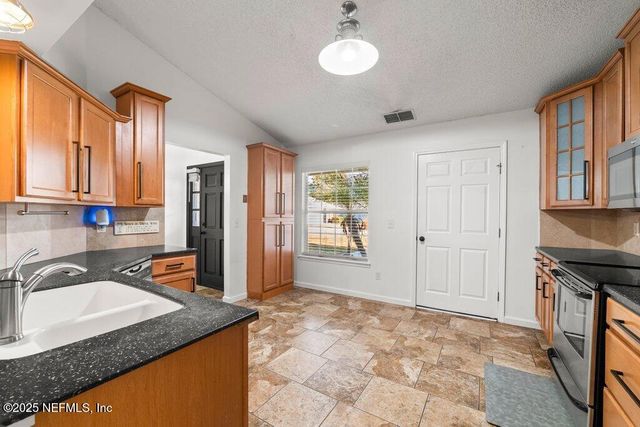 11434 WONDERING PINES Lane, Jacksonville, FL 32258