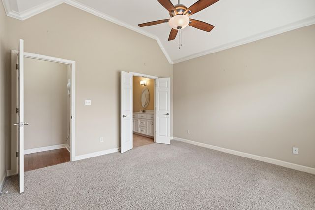 17 Chapman Ln, Little Rock, AR 72211