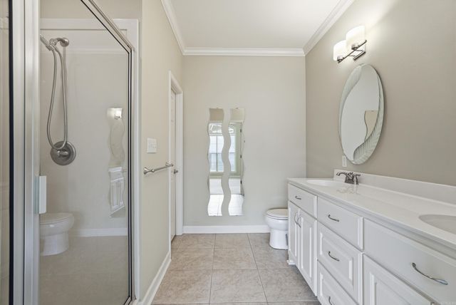 17 Chapman Ln, Little Rock, AR 72211