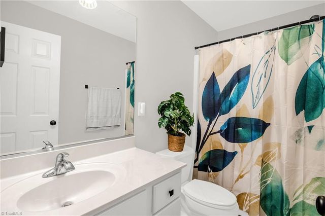 7819 Wilson Farm Road, Summerfield, NC 27358