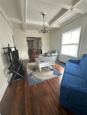 3215 E 28th Street, Kansas City, MO 64128