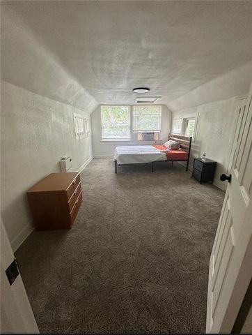 3215 E 28th Street, Kansas City, MO 64128