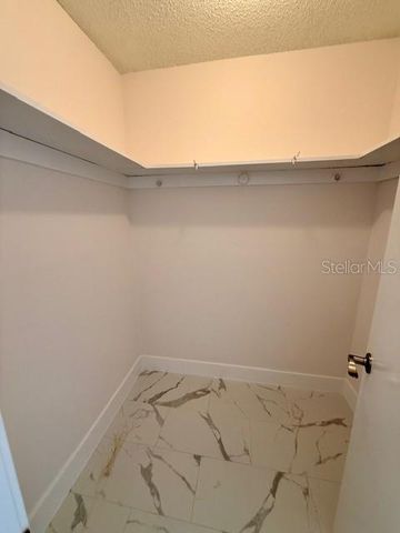 420 FIREHOUSE COURT 10, Longboat Key, FL 34228