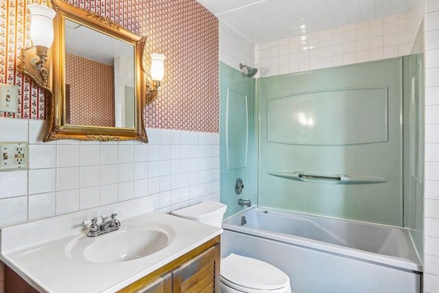 313 S 2nd Street, Mount Horeb, WI 53572