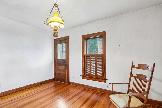 313 S 2nd Street, Mount Horeb, WI 53572
