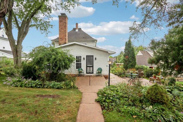 313 S 2nd Street, Mount Horeb, WI 53572