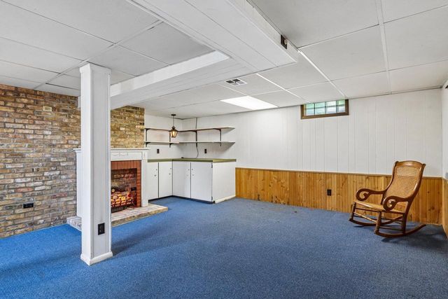 313 S 2nd Street, Mount Horeb, WI 53572