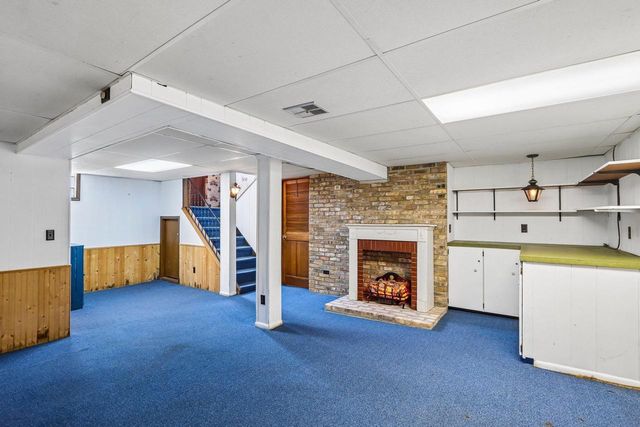 313 S 2nd Street, Mount Horeb, WI 53572