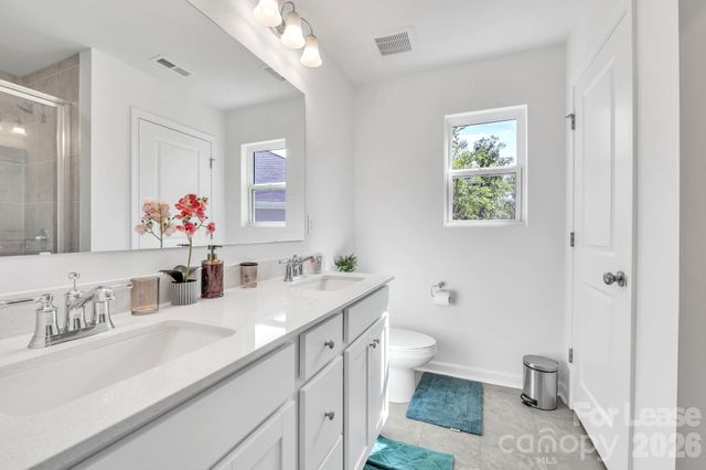 1940 Highland Park Drive, Charlotte, NC 28269