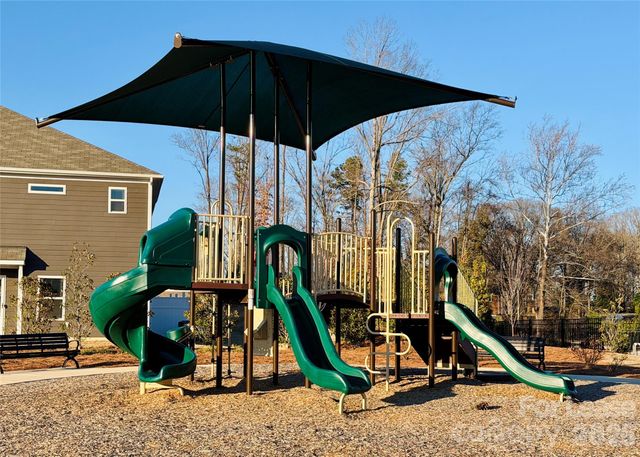 1940 Highland Park Drive, Charlotte, NC 28269