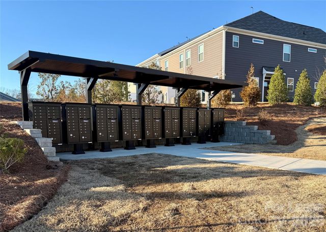 1940 Highland Park Drive, Charlotte, NC 28269