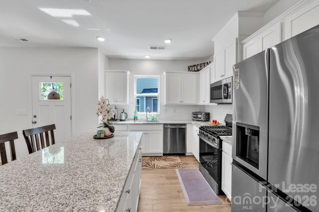 1940 Highland Park Drive, Charlotte, NC 28269