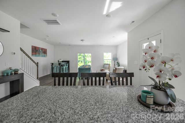 1940 Highland Park Drive, Charlotte, NC 28269