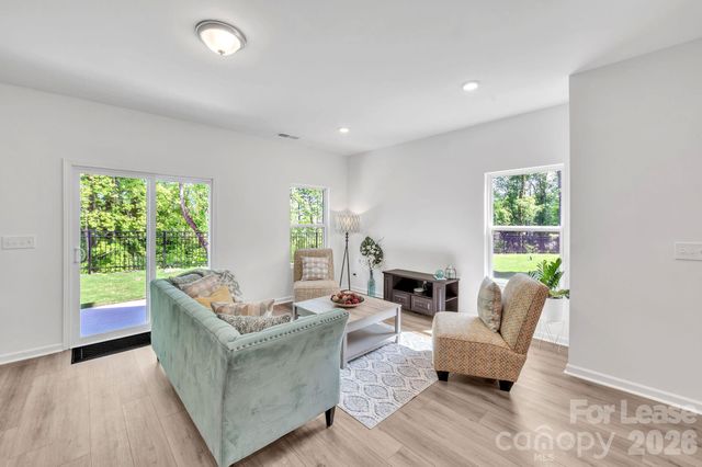 1940 Highland Park Drive, Charlotte, NC 28269