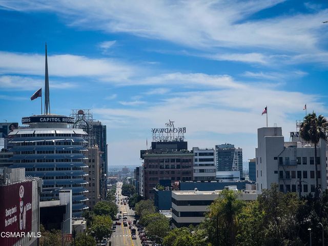 1900 Vine Street 303, Los Angeles, CA 90068
