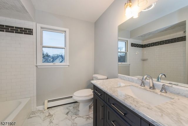 32 Walnut St, Pompton Lakes Boro, NJ 07442