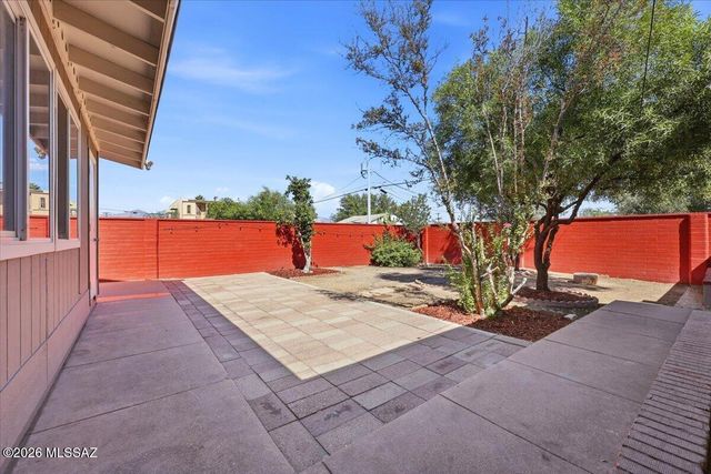 502 N Belvedere Avenue, Tucson, AZ 85711