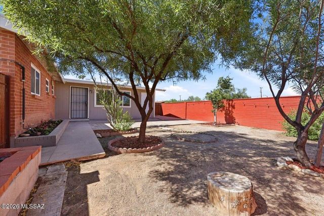 502 N Belvedere Avenue, Tucson, AZ 85711