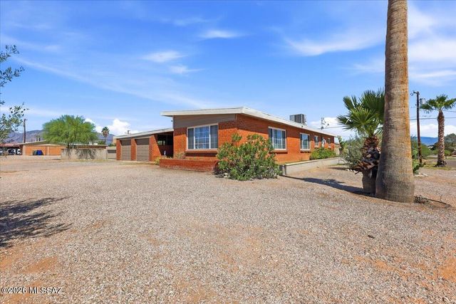 502 N Belvedere Avenue, Tucson, AZ 85711