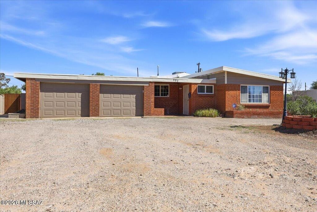 502 N Belvedere Avenue, Tucson, AZ 85711