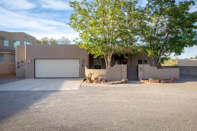 6111 La Paz Road NE, Rio Rancho, NM 87144