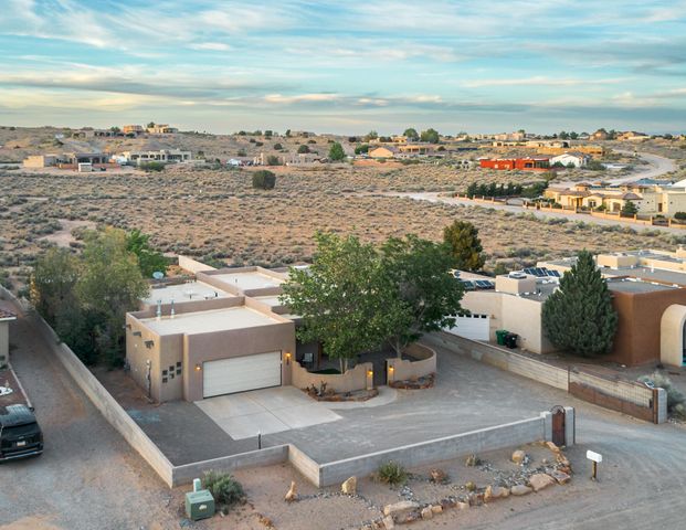 6111 La Paz Road NE, Rio Rancho, NM 87144