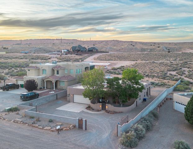 6111 La Paz Road NE, Rio Rancho, NM 87144
