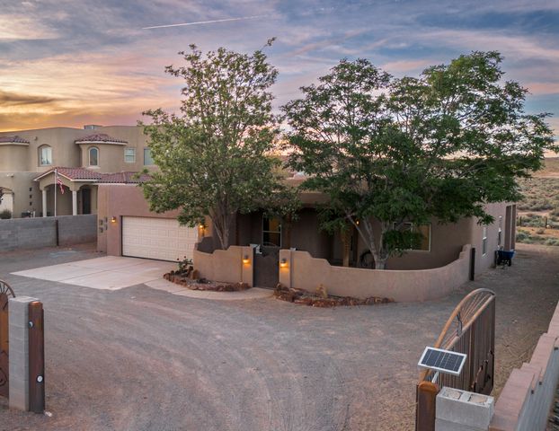 6111 La Paz Road NE, Rio Rancho, NM 87144