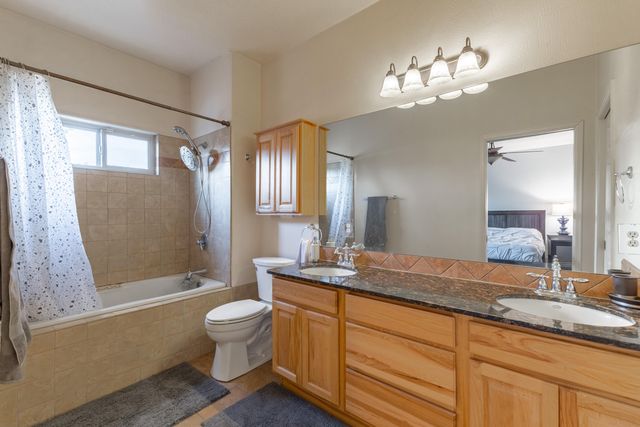 6111 La Paz Road NE, Rio Rancho, NM 87144