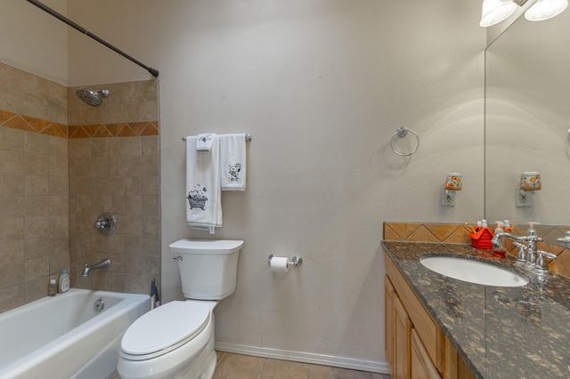 6111 La Paz Road NE, Rio Rancho, NM 87144